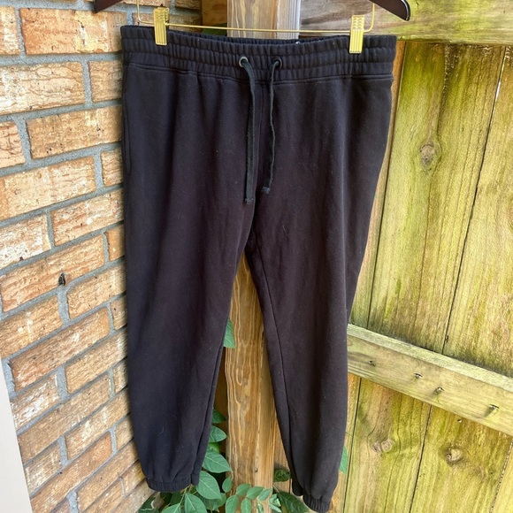 Cotton On Black Sweatpants Comfortable Joggers - Picture 1 of 3